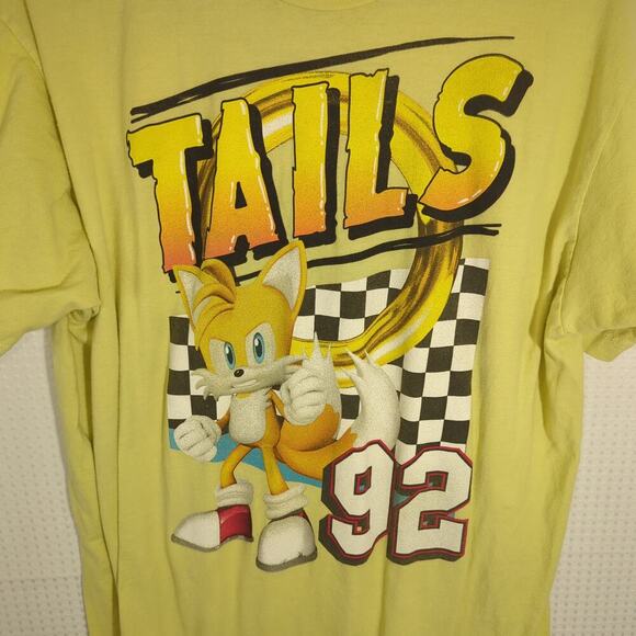 BoxLunch Sonic The Hedgehog Tails 92 Graphic T Shirt Men’s Large Yellow Retro - Picture 2 of 4